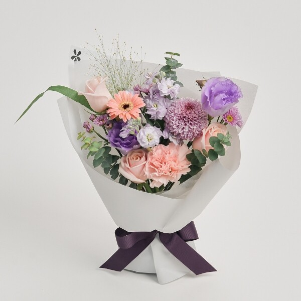 꽃집청년들,핑크 퍼플 꽃다발+빼빼로 5개