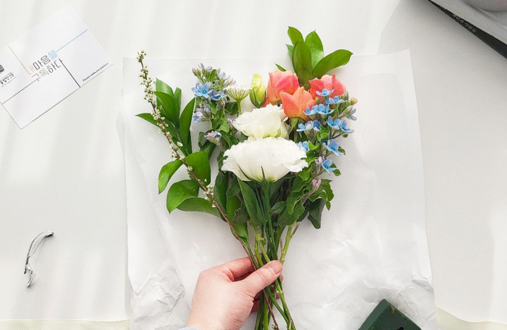 꽃 컨디셔닝 작업