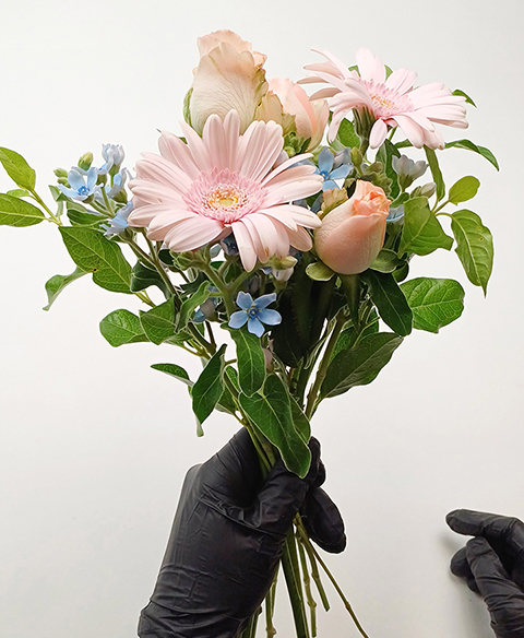 분홍 장미 꽃다발 만들기